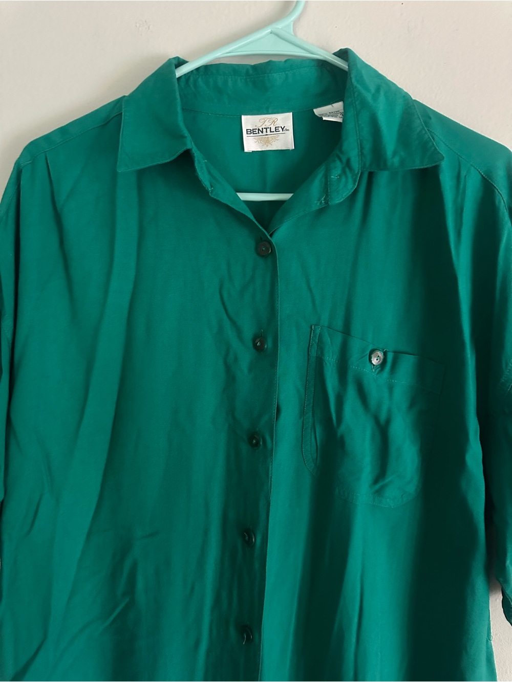 Vintage T.R. Bentley Emerald Green Rayon Button Down Shirt Size M